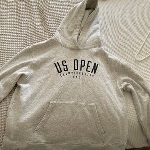 US open Tennis sweatshirt. Worn 2 times. Under aurmor brand